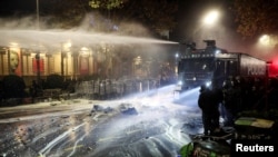 Использование водомета на проспекте Руставели, 29 ноября 2024 года