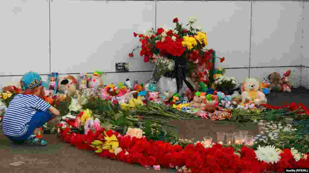 Казан елга портында &ldquo;Булгария&rdquo; корбаннарын искә алдылар