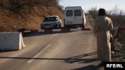 В Южной Осетии без российского паспорта довольно много пожилых людей и молодежи