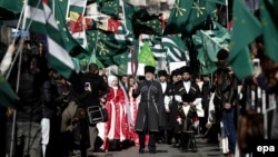 Никто уже не рассчитывает на репатриацию в Россию, и создаваемые на сегодняшний день новые черкесские транснациональные структуры, которые рассчитаны на диаспору, никаким образом не ориентированы на Россию