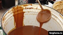 Бугун ватанидан айро тушган минг-минглаб ўзбекистонликлар учун сумалак ҳам уларни ватан билан¸ ватанда қолган ҳаëт тарзи билан боғлаб турувчи ўзига хос риштага айланмоқда.