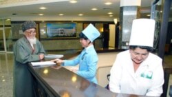 Diňle: Mejbury zähmet saglyk işgärlerini 'işden gaçyrýar'