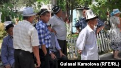 Митинг-реквием по случаю годовщины июньских событий. 9 июня 2011 г.