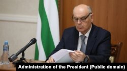 Аслан Бжания