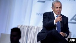 نخست وزیر اسرائیل می‌گوید اتحادیه اروپا طرفی را مجازات می‌کند که قربانی تروریسم است. 