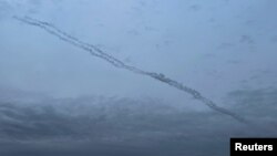 Російські військові регулярно з різних видів озброєння – ударними БПЛА, ракетами, КАБами, РСЗВ – атакують українські регіони