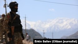 Кыргызстан менен Тажикстандын чек арасындагы кыргыз жоокери. 