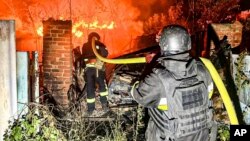 Ուկրաինա - Ռուսների հարվածին հաջորդած հրդեհ Խարկովում, հուլիս, 2025թ. 