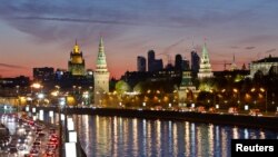 Russia -- A view of Moscow's Kremlin, Ministry of Foreign affairs and Moscow City business district, 18Oct2011