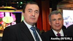 Самар шәһәре милли-мәдәни мохтарияты рәисе Рифкат Хуҗин Татарстан президенты Рөстәм Миңнеханов белән