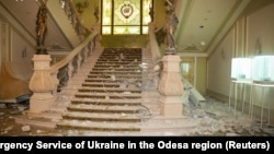 Построенная в конце XIX века гостиница «Бристоль» после российского ракетного удара, 31 января 2025 г.