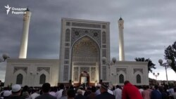 Ўзбекистонда ҳайит намози адо этилди