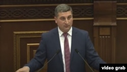 Министр территориального управления и инфраструктур Гнел Саносян (архив)