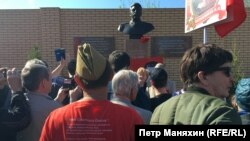 Ռուսաստան - Ստալինի կիսանդրու բացումը Նովոսիբիրսկում, 9-ը մայիսի, 2019թ․