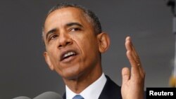 Prezident Barak Obama West Point Harby Akademiýasynda söz sözleýär. 28-nji maý, 2014.