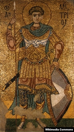 Мозаїка «Димитрій Солунський» – унікальна пам'ятка мозаїчного мистецтва початку 12-го століття, створена візантійським художником для оздоби Михайлівського Золотоверхого собору в місті Києві. У 1938 році її відвезли до Москви – Третьяковська галерея попросила надати цю мозаїку для тимчасового експонування на виставці, але й досі її не повернула