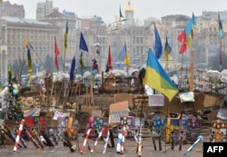 Одна з барикад Майдану