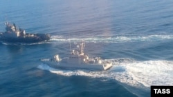 Захоплення українських кораблів у Керченській протоці (фото архівне)