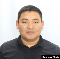 Самат Өкмөткулов