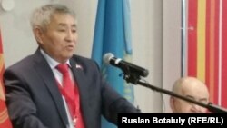 Кандидат в президенты от КНПК Тургун Сыздыков.