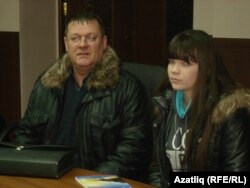 Сергей Володин кызы Анастасия белән