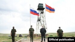 Armenia -- President Armen Sarkissian (second from right) visits a Russian-Armenian border guard post on Armenia's border with Turkey, July 4, 2020. 