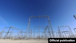 Запуск другої гілки енергетичного мосту з Кубані в Крим, грудень 2015 року