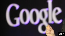 South Korea -- Google Chief Executive Eric Schmidt speaks during a news conference to launch its new tablet PC, Nexus 7, in Seoul on 27Dec2012