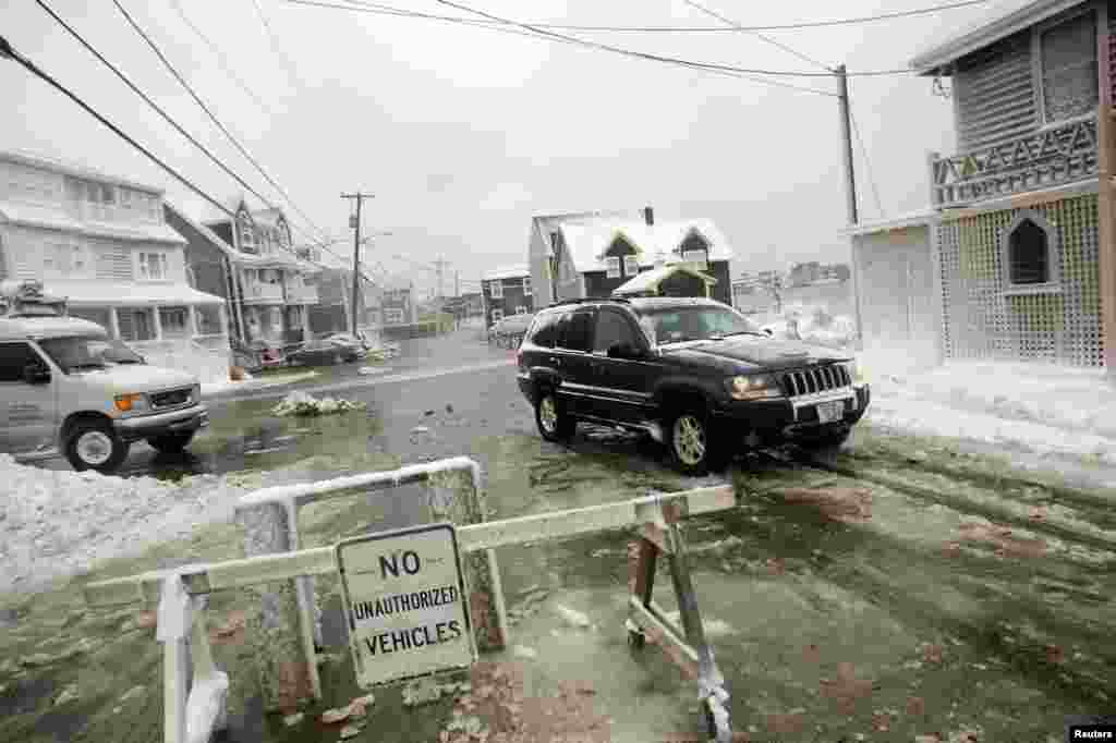 Лед и снег в Массачусетсе.