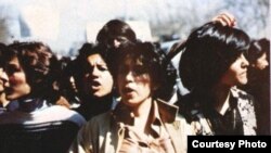 دکتر ميلانی می گويد در جريان انقلاب، آنچه مهم قلمداد شد آزادی های سياسی بود، نه آزادی های فردی و اجتماعی.