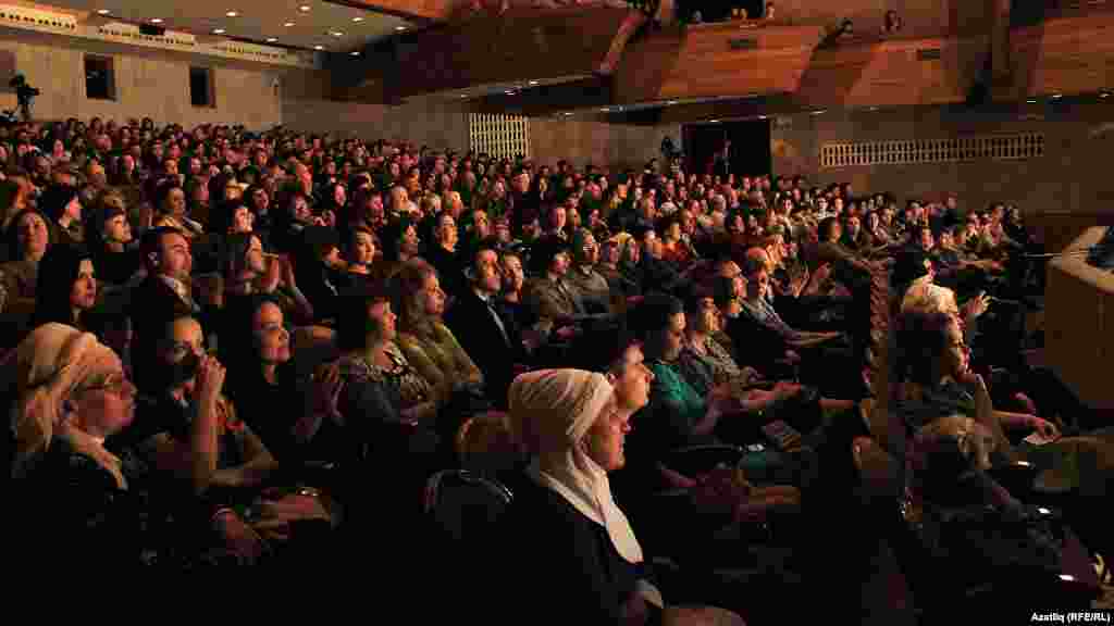 Камал театрында &quot;Тантана&quot; бүләкләү тамашасы