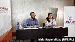 Среди прочих замечаний в отчете НПО говорится о возможных попытках подкупа избирателей и срыва предвыборных кампаний