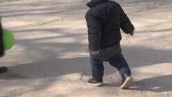 Ҳашт соли зиндон ба модари гумонбар дар сӯзанзании кӯдак