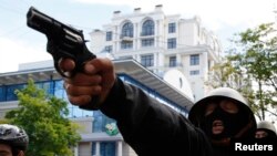 Проросійський демонстрант в Одесі, 2 травня 2014 року