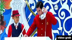 Türkmenistanyň döwlet telewideniýesiniň wideo ýazgysyndan alnan surat.