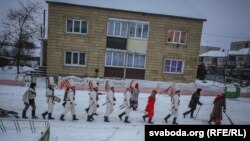 Традыцыйны абрад «Калядных цароў» у Семежаве. Ілюстрацыйнае фота