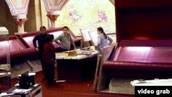 Милли мәдәният музеенда экспонатларны тартамаларга тутыралар