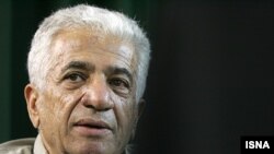 پرویز تناولی