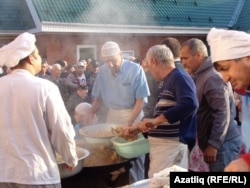 Пылау белән сыйлыйлар