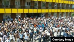  تجمع حدود ۱۵۰۰ تن از کارگران شرکت ایران ترانسفوی زنجان