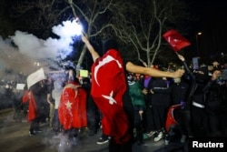 Протесты против ареста мэра Стамбула Экрема Имамоглу. 25 марта 2025 года