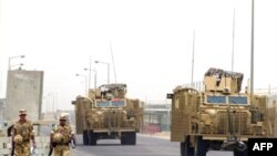 در پی درگیری ها، مقررات منع آمد و شد نامحدود در بغداد برقرار شده است.(عکس:AFP)