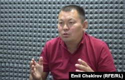 Айбек Шамшыкеев.