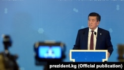 Сооронбай Жээнбеков.