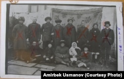 Херсон жеринде сүргүндө жүргөн кыргыздар.