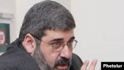 Ответственный по политическим вопросам Бюро АРФ «Дашнакцутюн» и глава ереванского офиса «Ай Дат» Киро Маноян