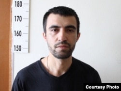 Жиноятда айбланаётган ўзбек муҳожирининг Тюмень полицияси расмий сайтида эълон қилинган сурати