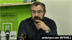 Սուրեն Սահակյան