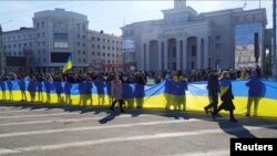 Проукраїнська акція в центрі Херсона 13 березня