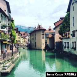 Вулички Аннесі